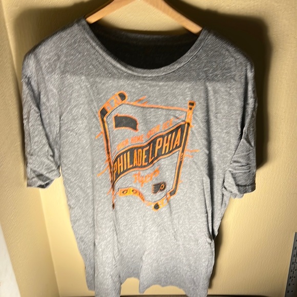 NHL CCM Men’s Our Home Our Ice Philadelphia Flyers Tee Color Gray Size XL - Picture 1 of 4